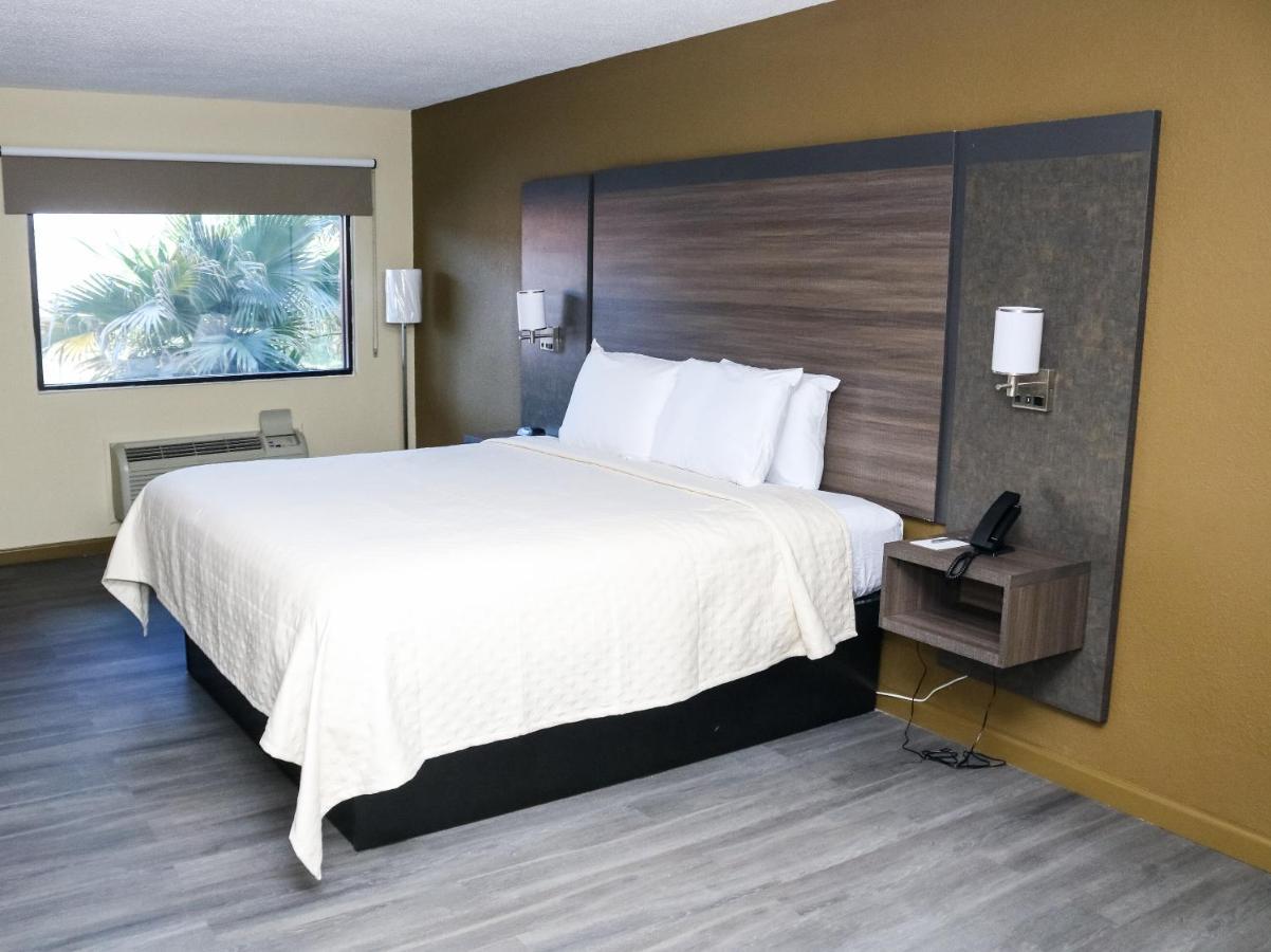 Rodeway Inn Phenix City Eksteriør bilde