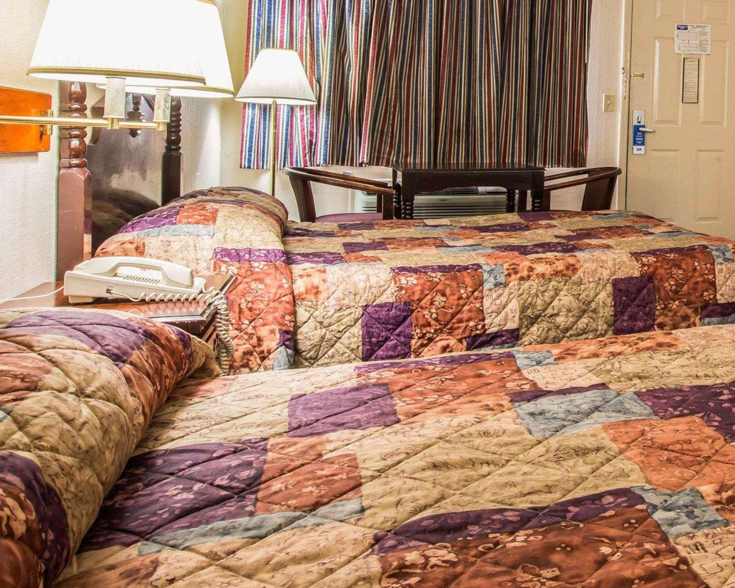 Rodeway Inn Phenix City Eksteriør bilde