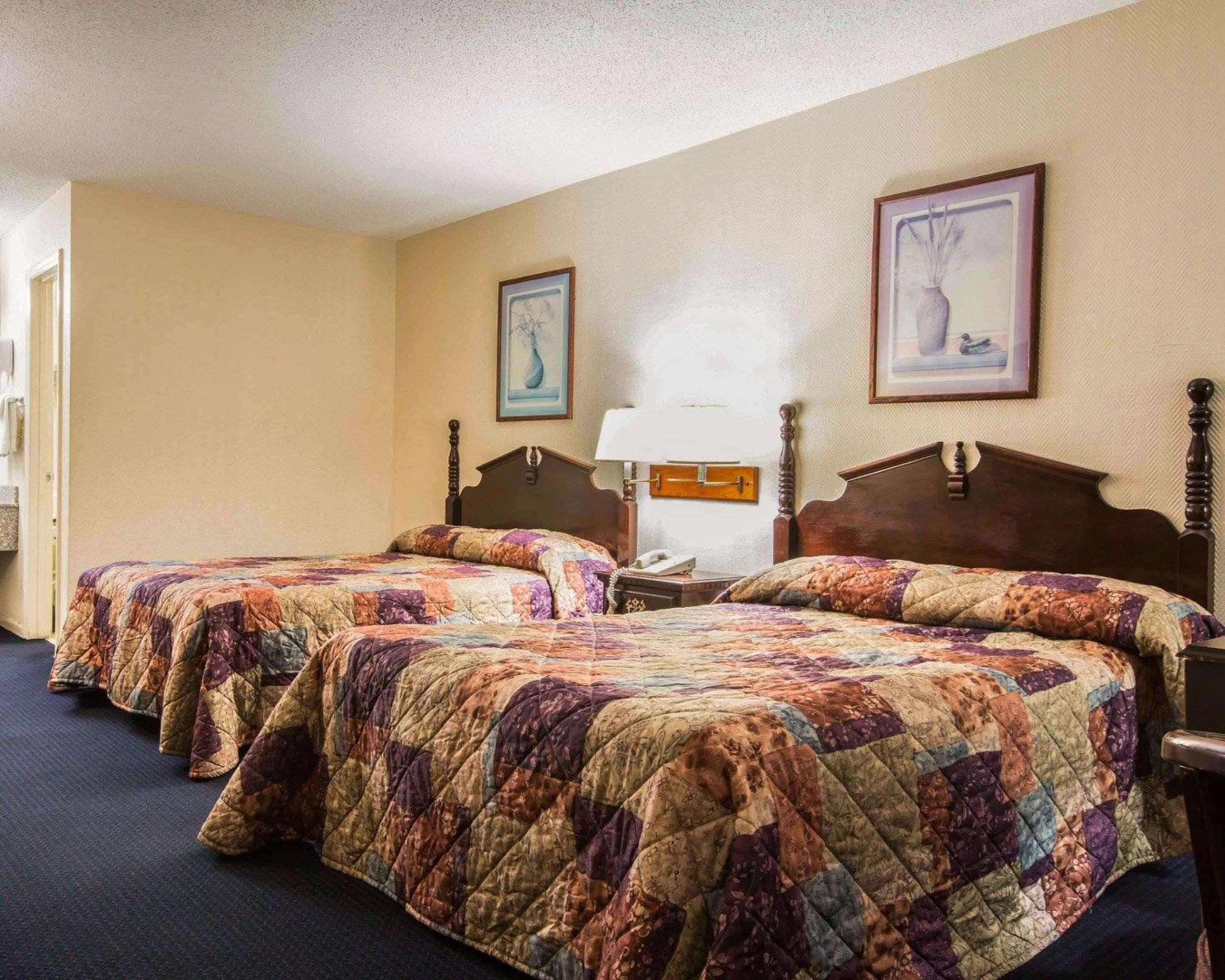 Rodeway Inn Phenix City Eksteriør bilde