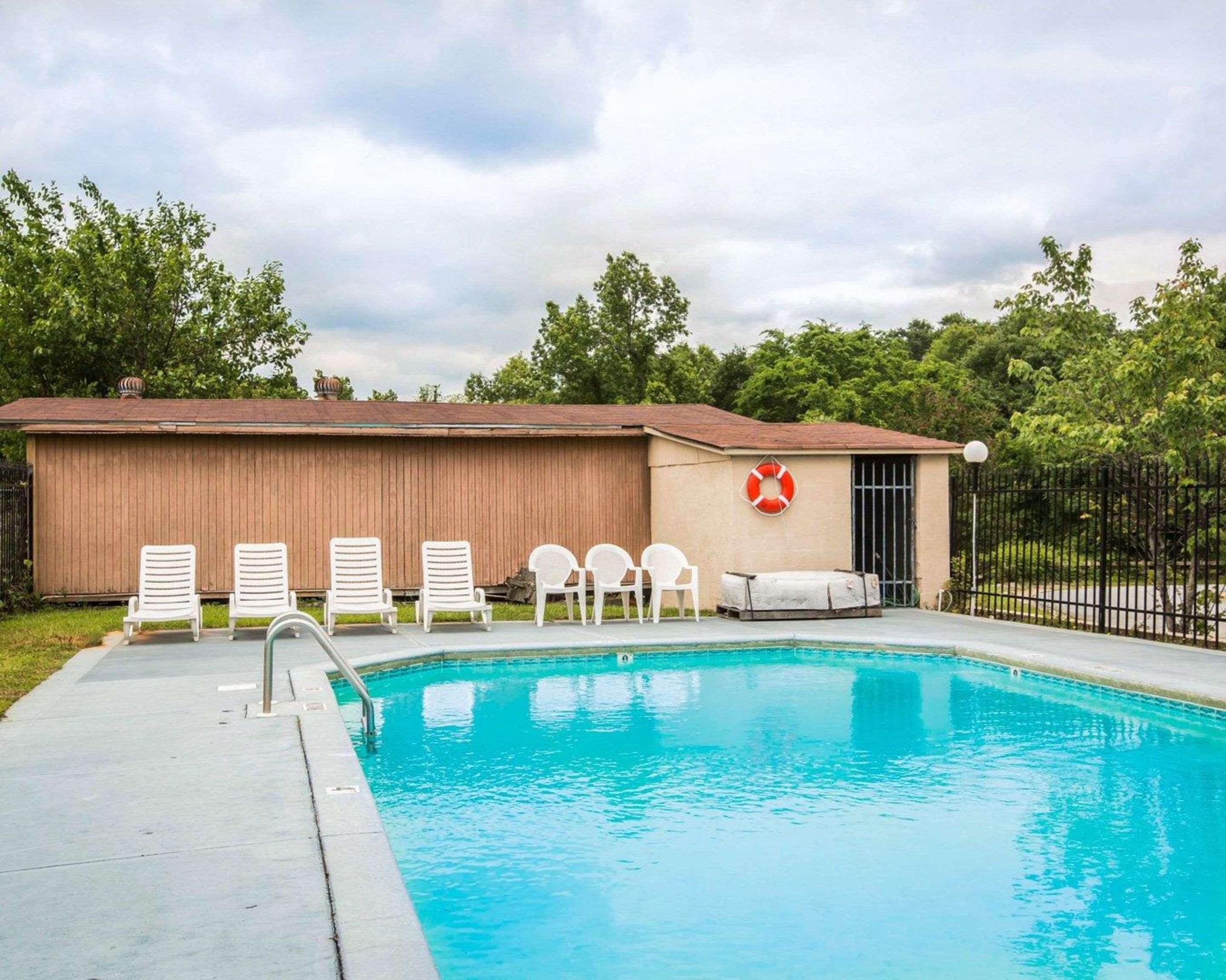 Rodeway Inn Phenix City Eksteriør bilde
