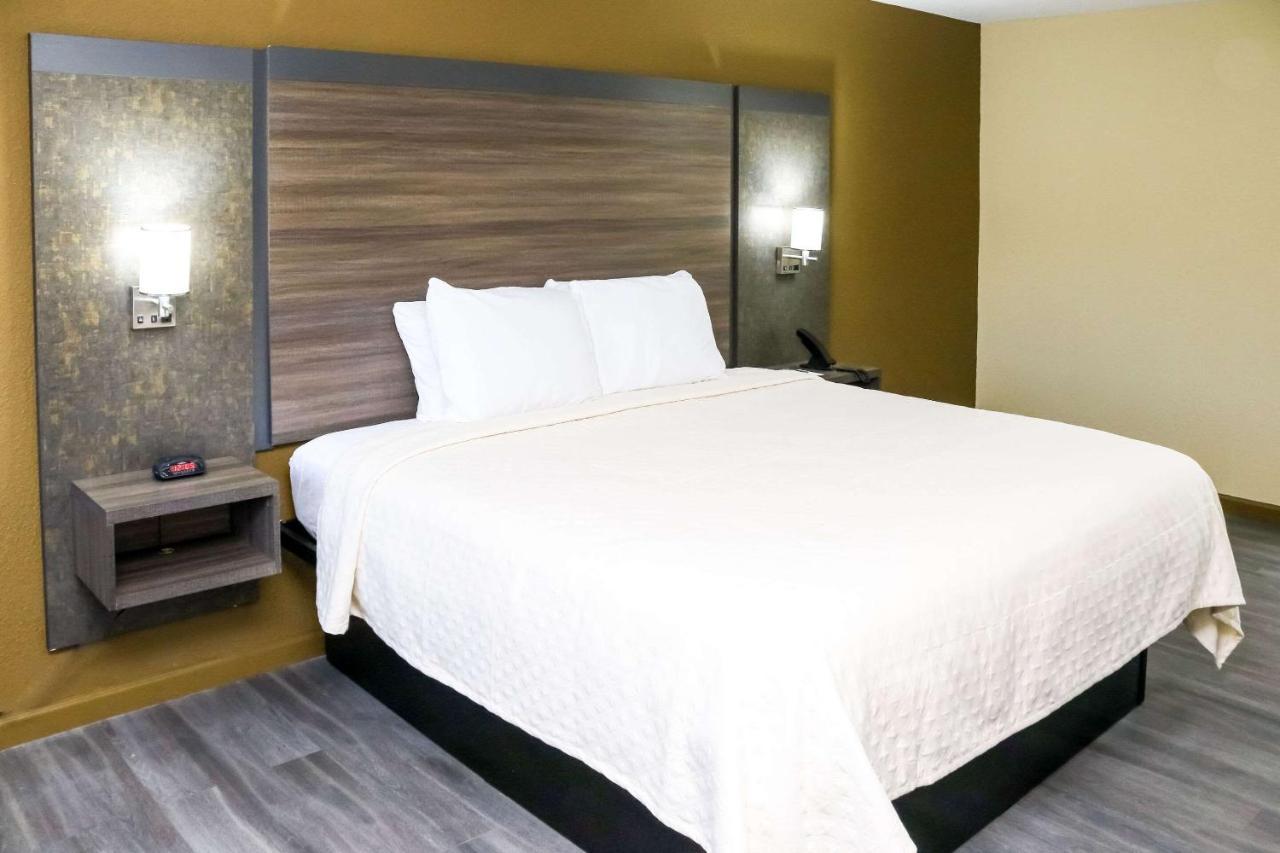 Rodeway Inn Phenix City Eksteriør bilde